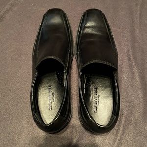 Kenneth Cole NY leather dress shoes (size 10.5)